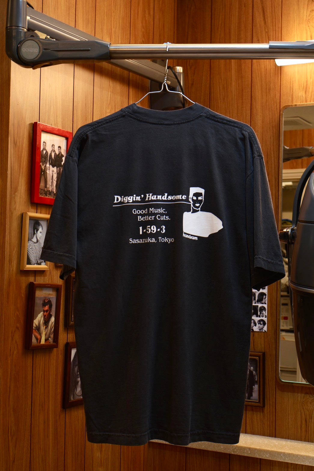 Diggin' Handsome T-shirts (Black)